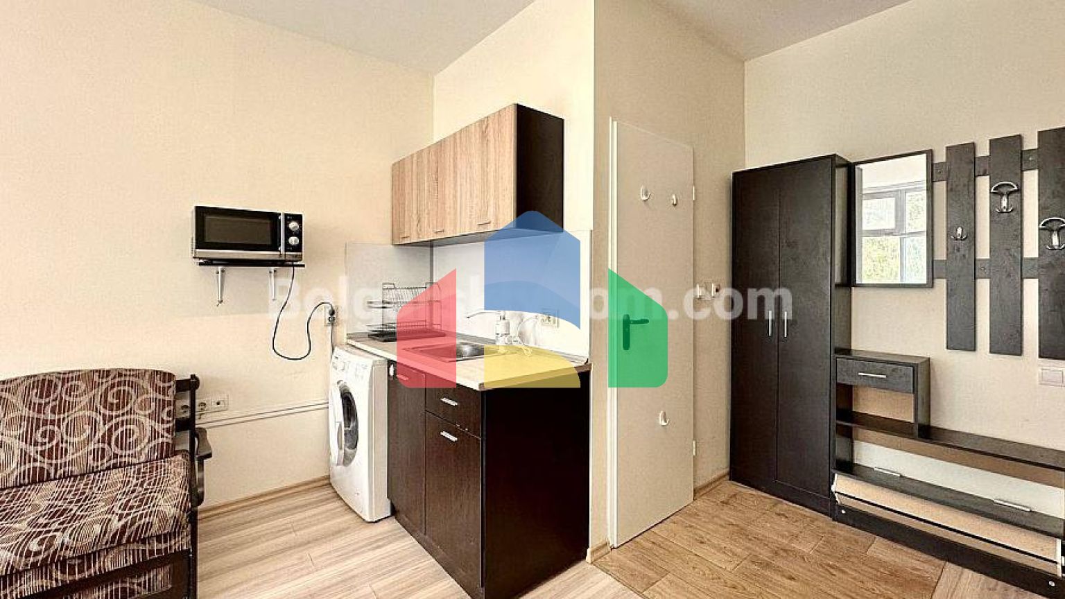 Квартира-студія в Перла