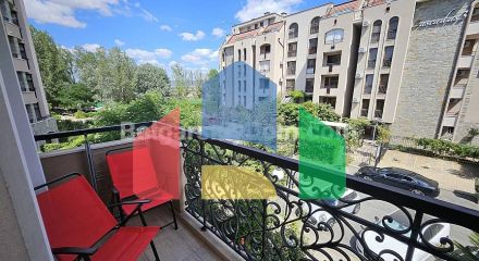 Велика квартира-студія в Даун Парк Делюкс