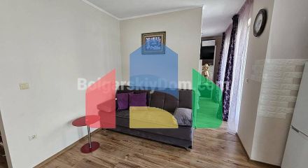 Велика квартира-студія в Даун Парк Делюкс