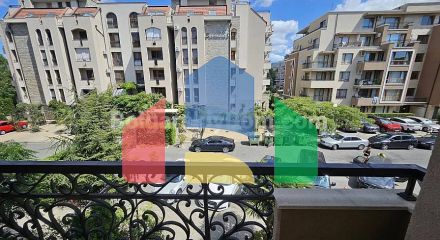 Велика квартира-студія в Даун Парк Делюкс