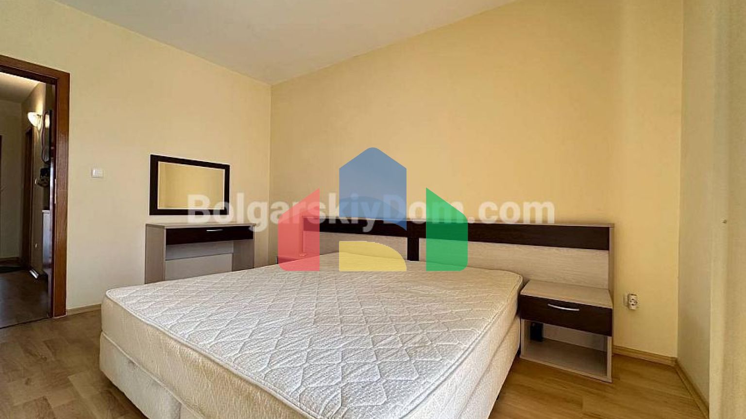 Двокімнатна квартира в Вічна-Р