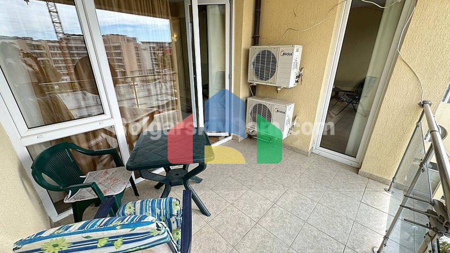 Двокімнатна квартира в Вічна-Р