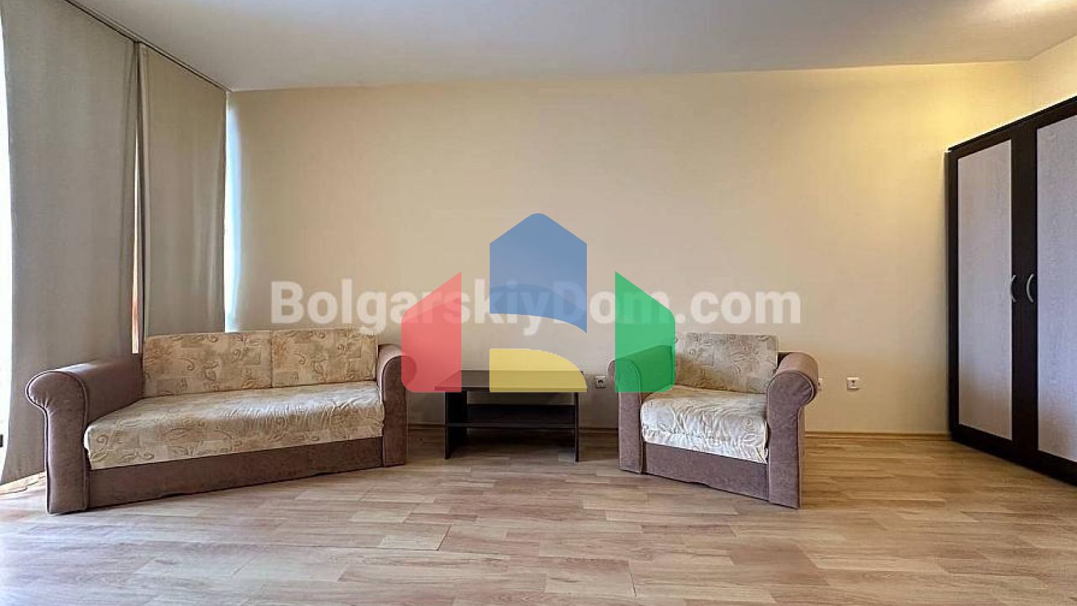 Двокімнатна квартира в Вічна-Р