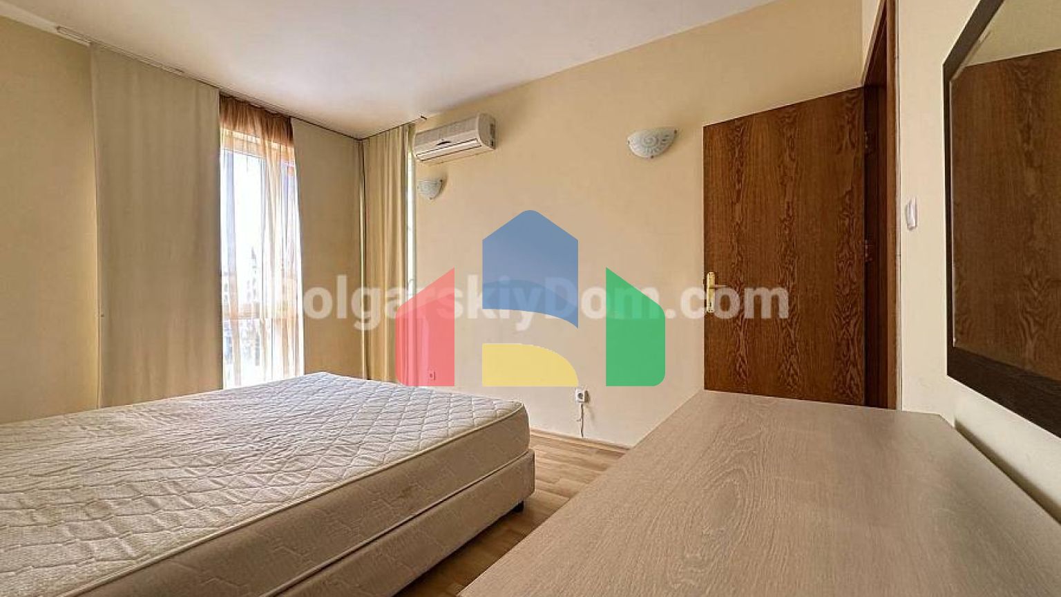 Двокімнатна квартира в Вічна-Р