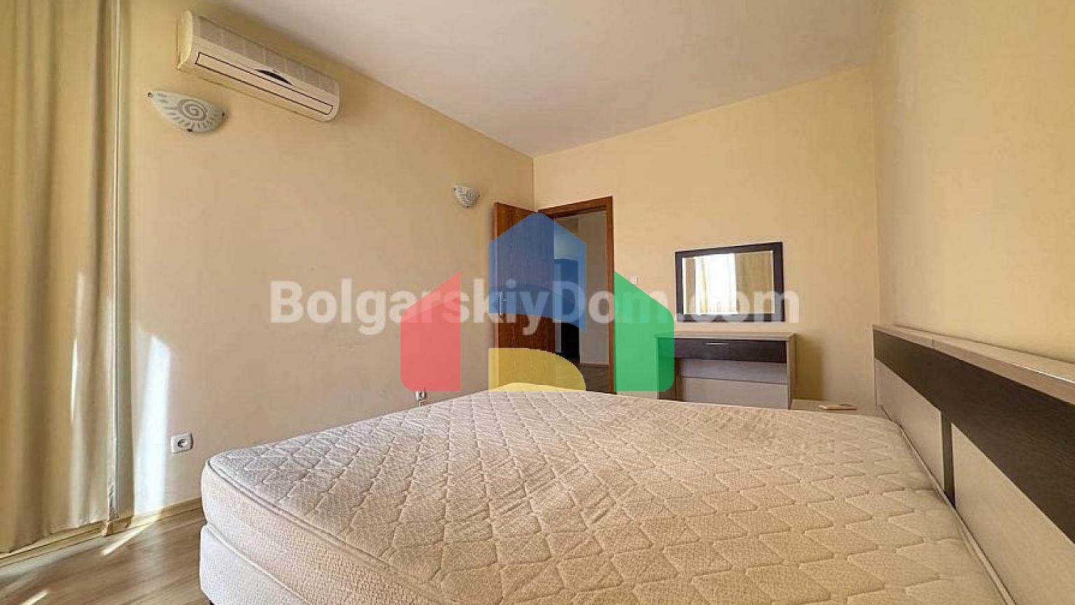 Двокімнатна квартира в Вічна-Р