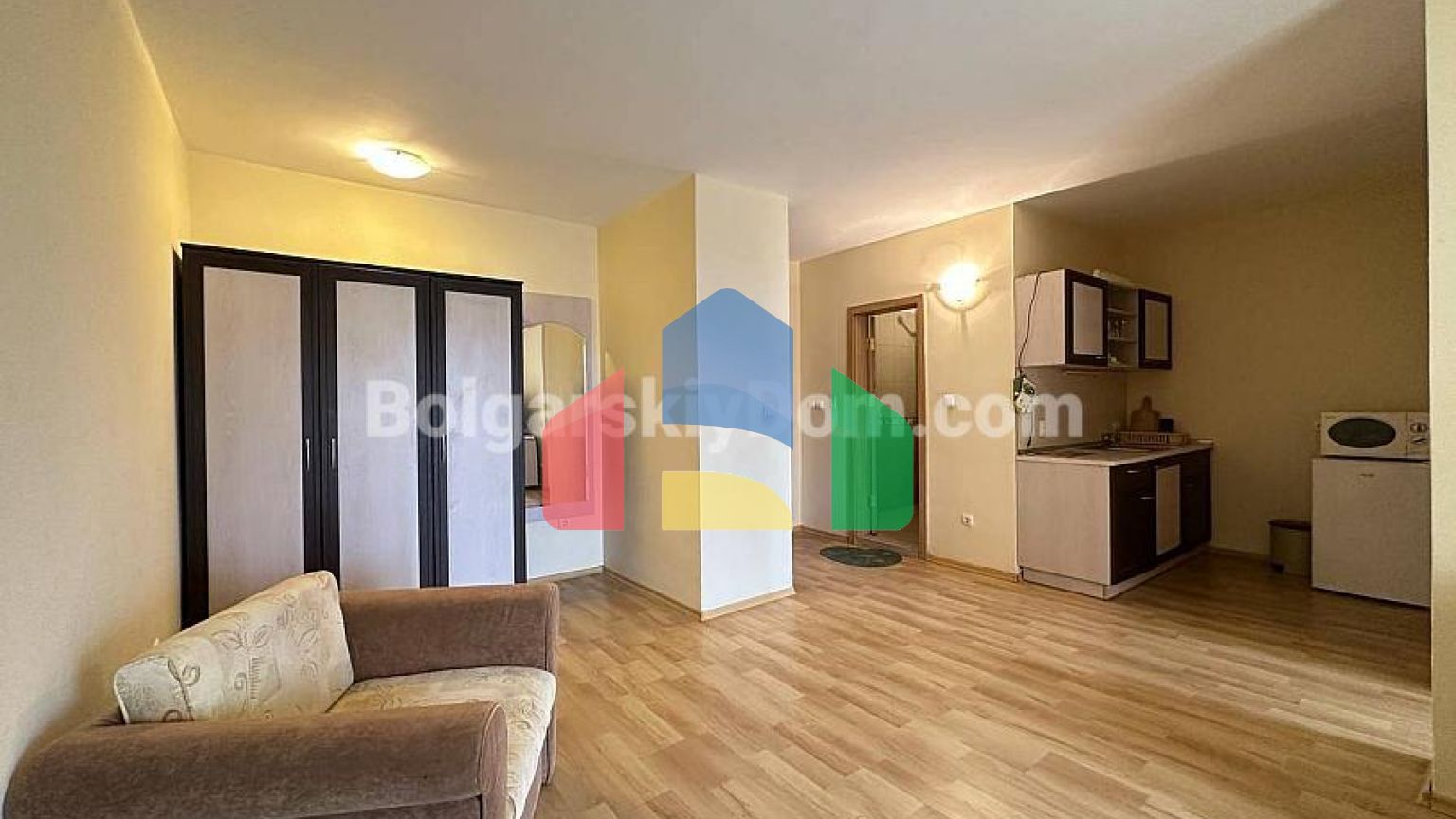 Двокімнатна квартира в Вічна-Р