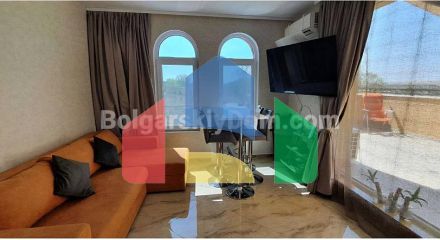 Трикімнатна квартира в Афродіта Грін