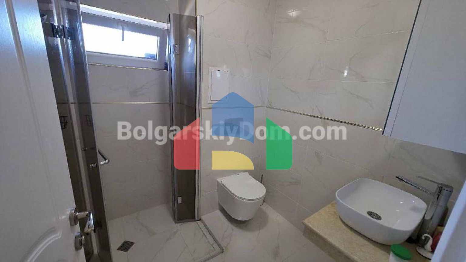 Трикімнатна квартира в Афродіта Грін