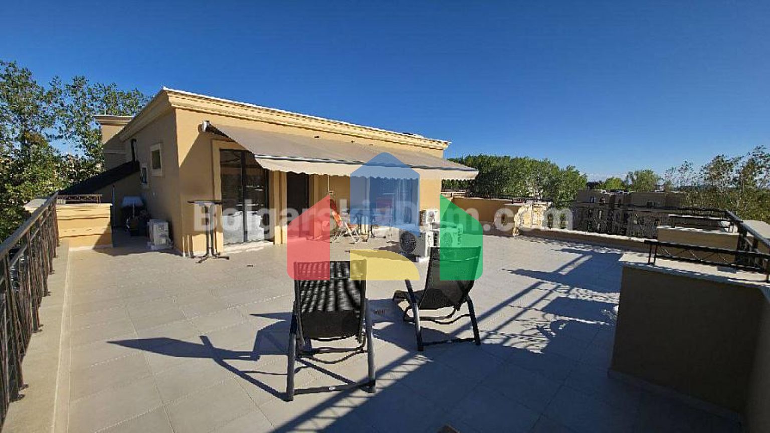 Трикімнатна квартира в Афродіта Грін