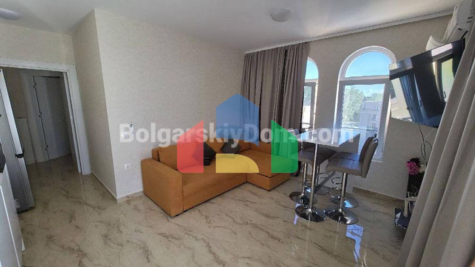 Трикімнатна квартира в Афродіта Грін