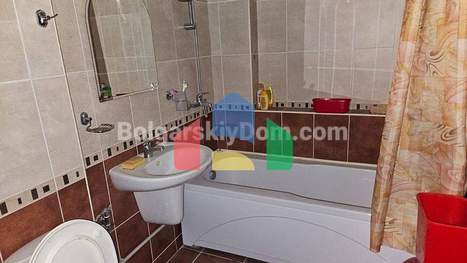 Двокімнатна квартира в Солмарін