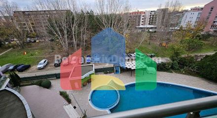 Двокімнатна квартира в Солмарін