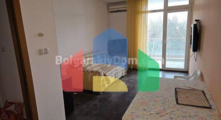 Двокімнатна квартира в Солмарін