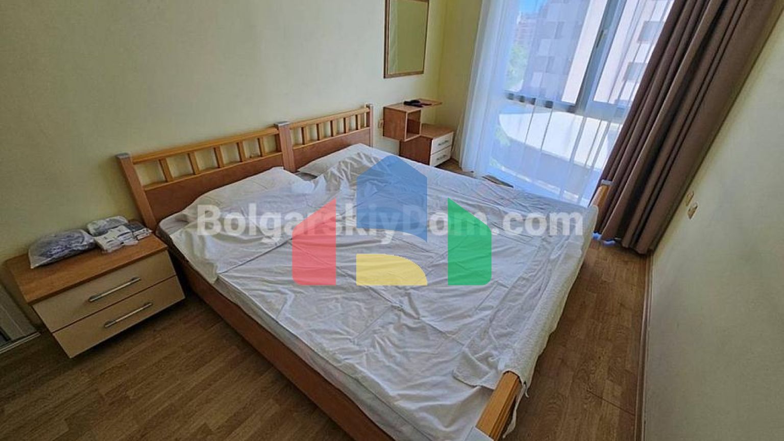 Трикімнатна квартира в Піроп Сіті