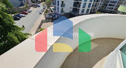 Трикімнатна квартира в Піроп Сіті