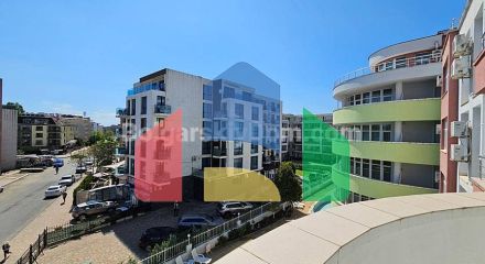 Трикімнатна квартира в Піроп Сіті