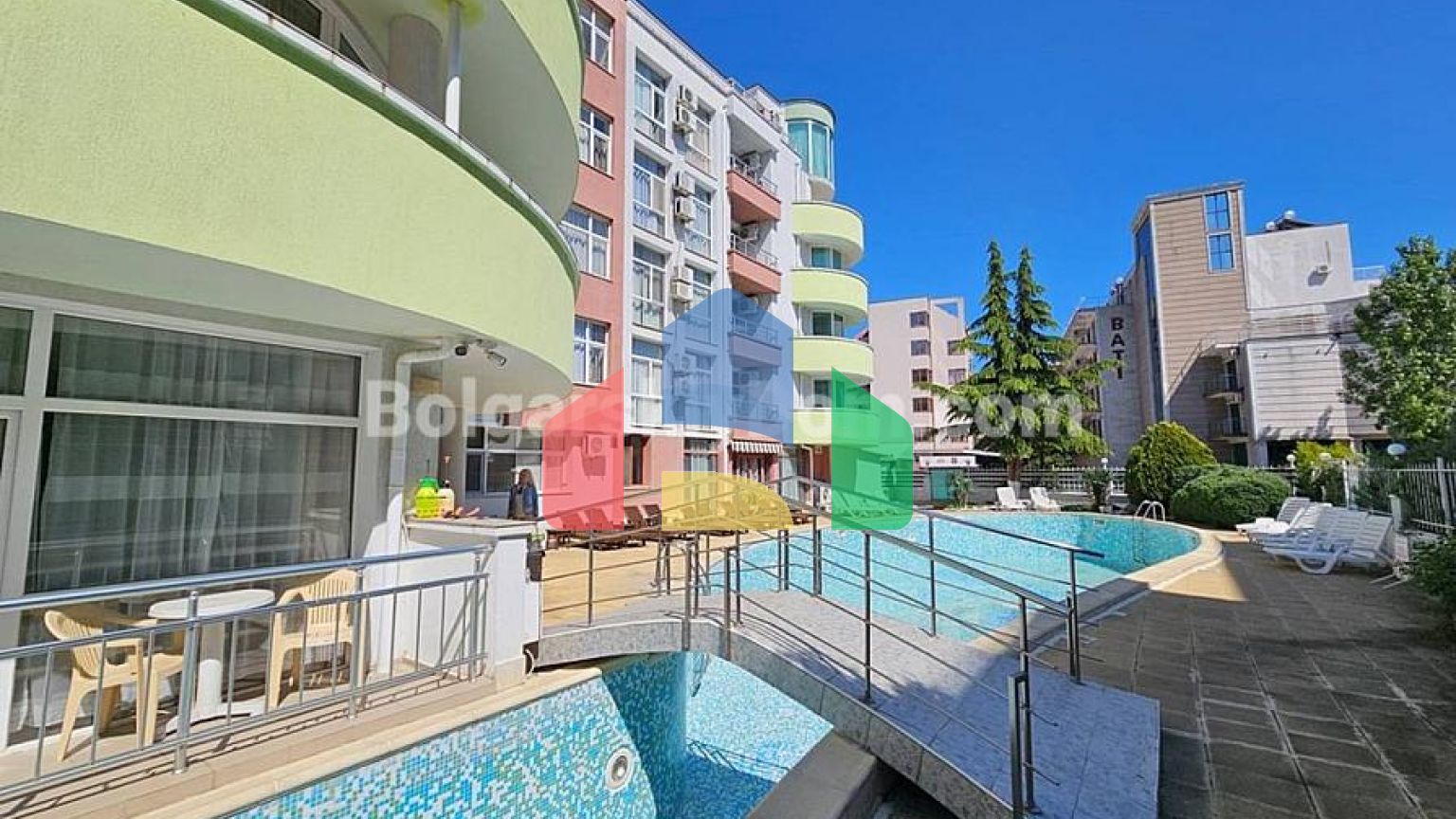 Трикімнатна квартира в Піроп Сіті