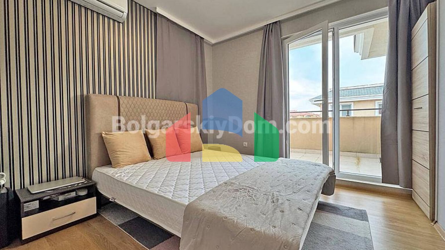 Двокімнатна квартира в Мессембрія Резорт