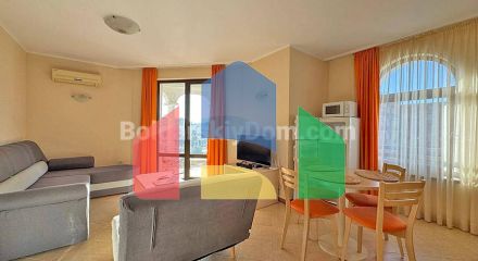 Трикімнатна квартира в Роял Сан