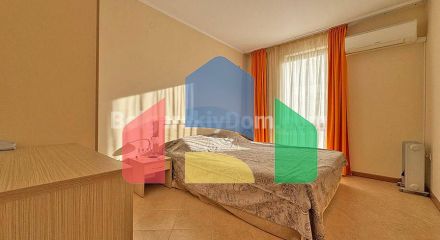 Трикімнатна квартира в Роял Сан