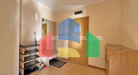 Трикімнатна квартира в Роял Сан