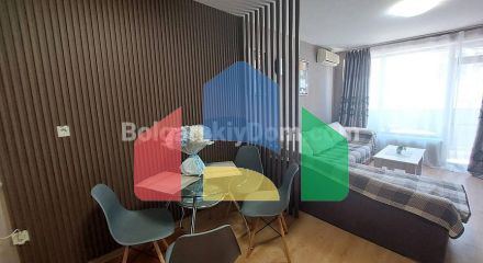 Двокімнатна квартира в Сі Грейс