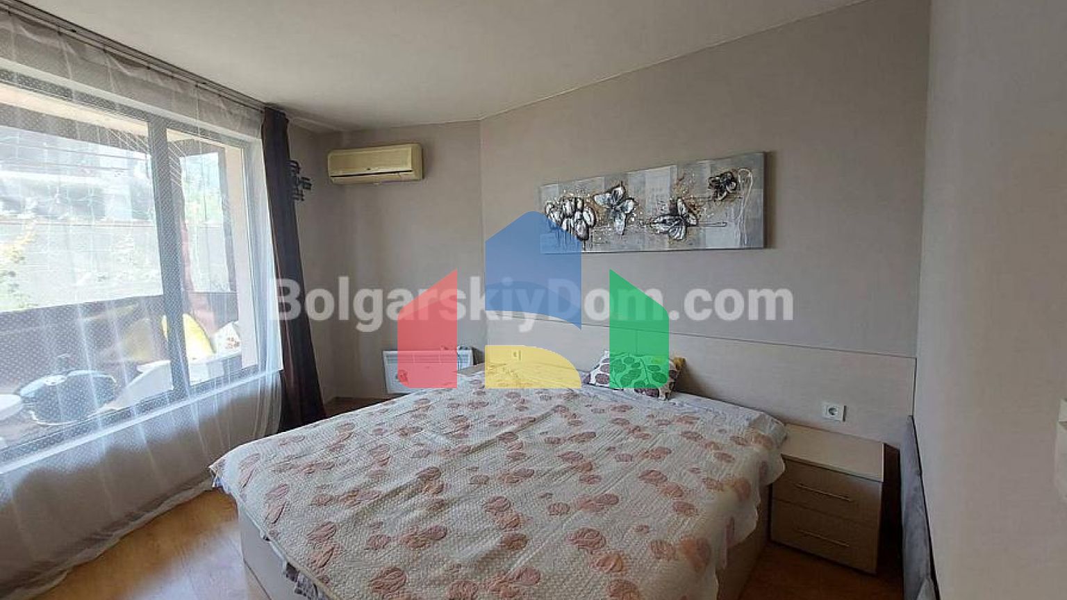 Двокімнатна квартира в Сі Грейс