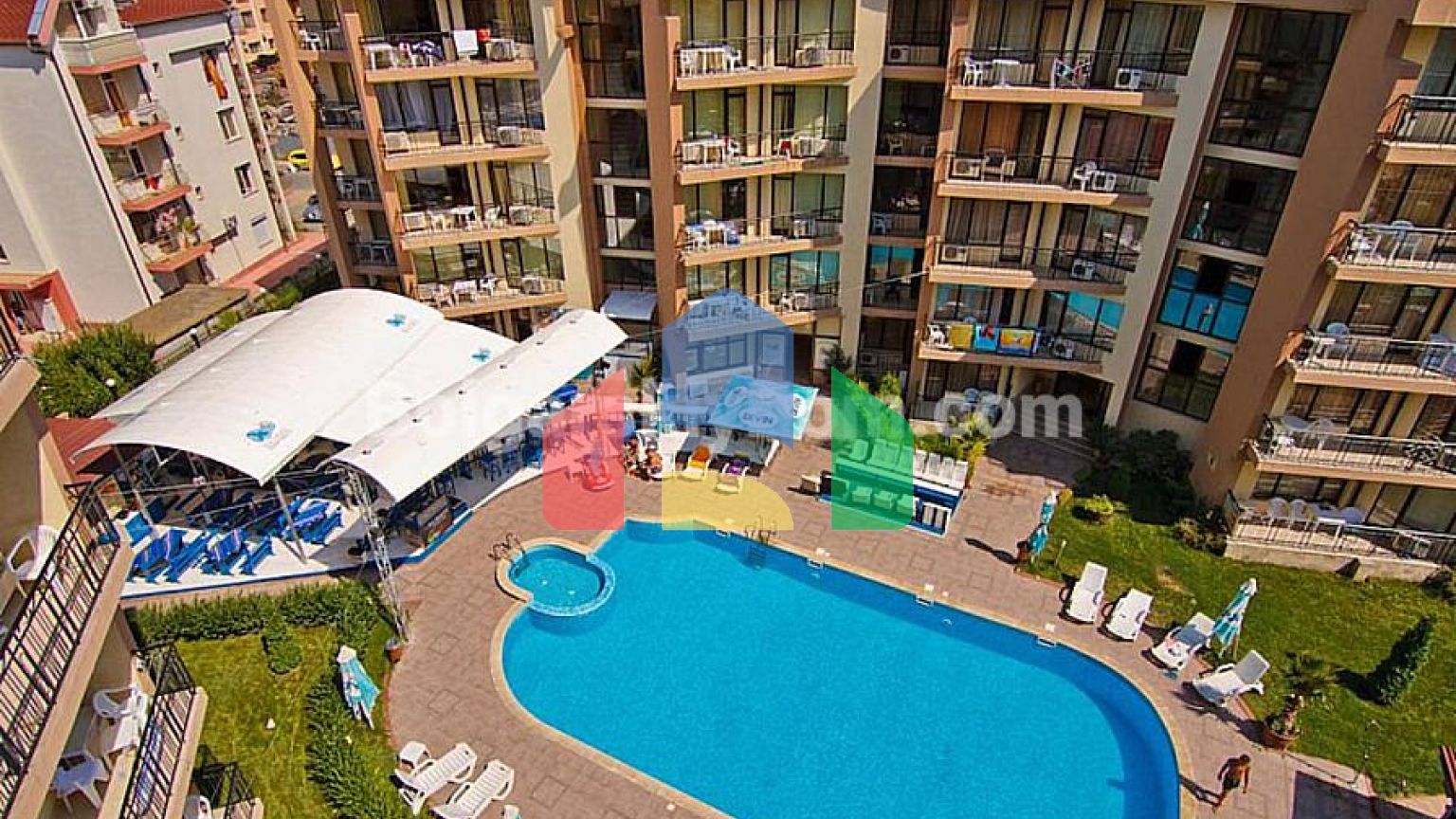 Двокімнатна квартира в Сі Грейс