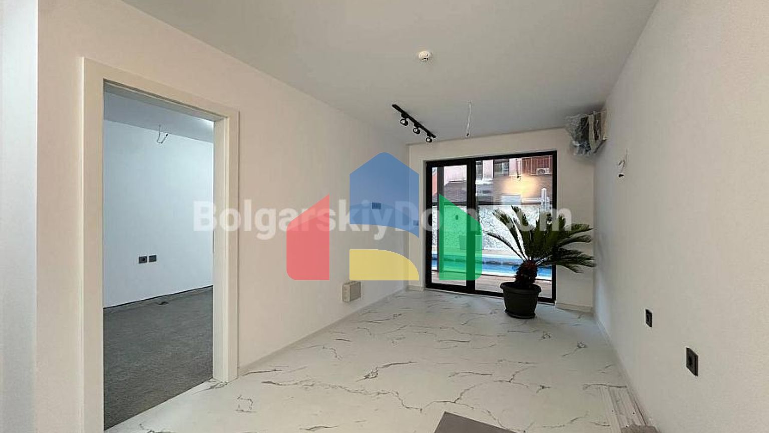 Двокімнатна квартира в світ Хоум 9