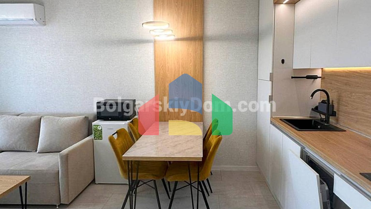 Двокімнатна квартира в Доменіко