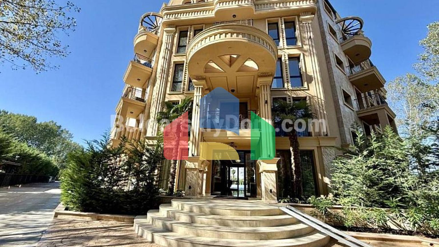 Трикімнатна квартира в Афродіта Грін