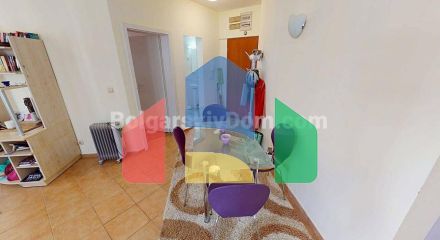 Трикімнатна квартира в Барко Дел Сол