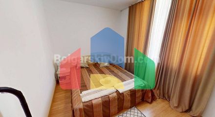 Трикімнатна квартира в Барко Дел Сол