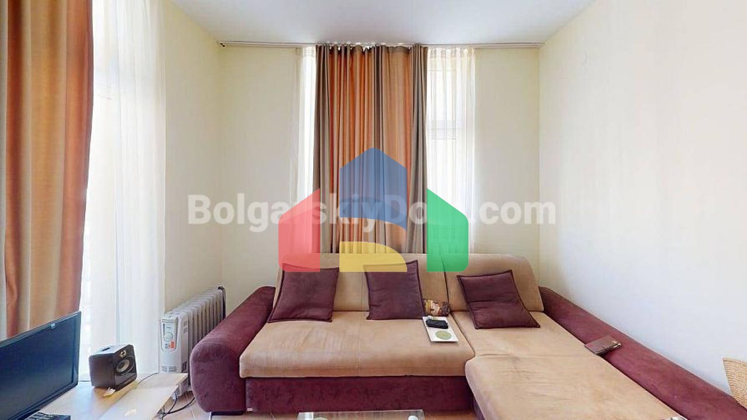 Трикімнатна квартира в Барко Дел Сол