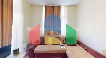 Трикімнатна квартира в Барко Дел Сол