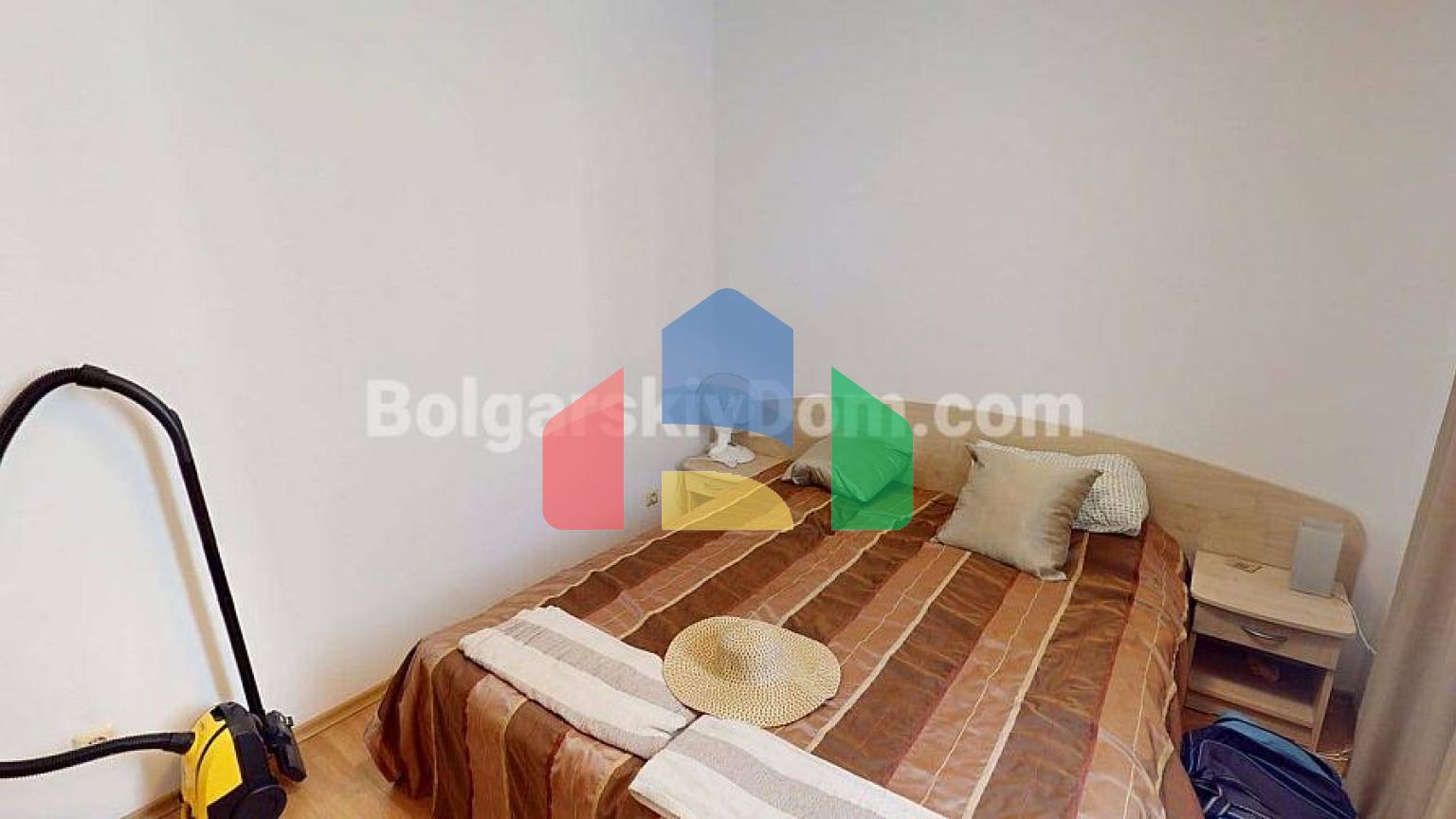 Трикімнатна квартира в Барко Дел Сол