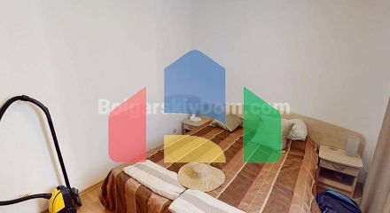 Трикімнатна квартира в Барко Дел Сол