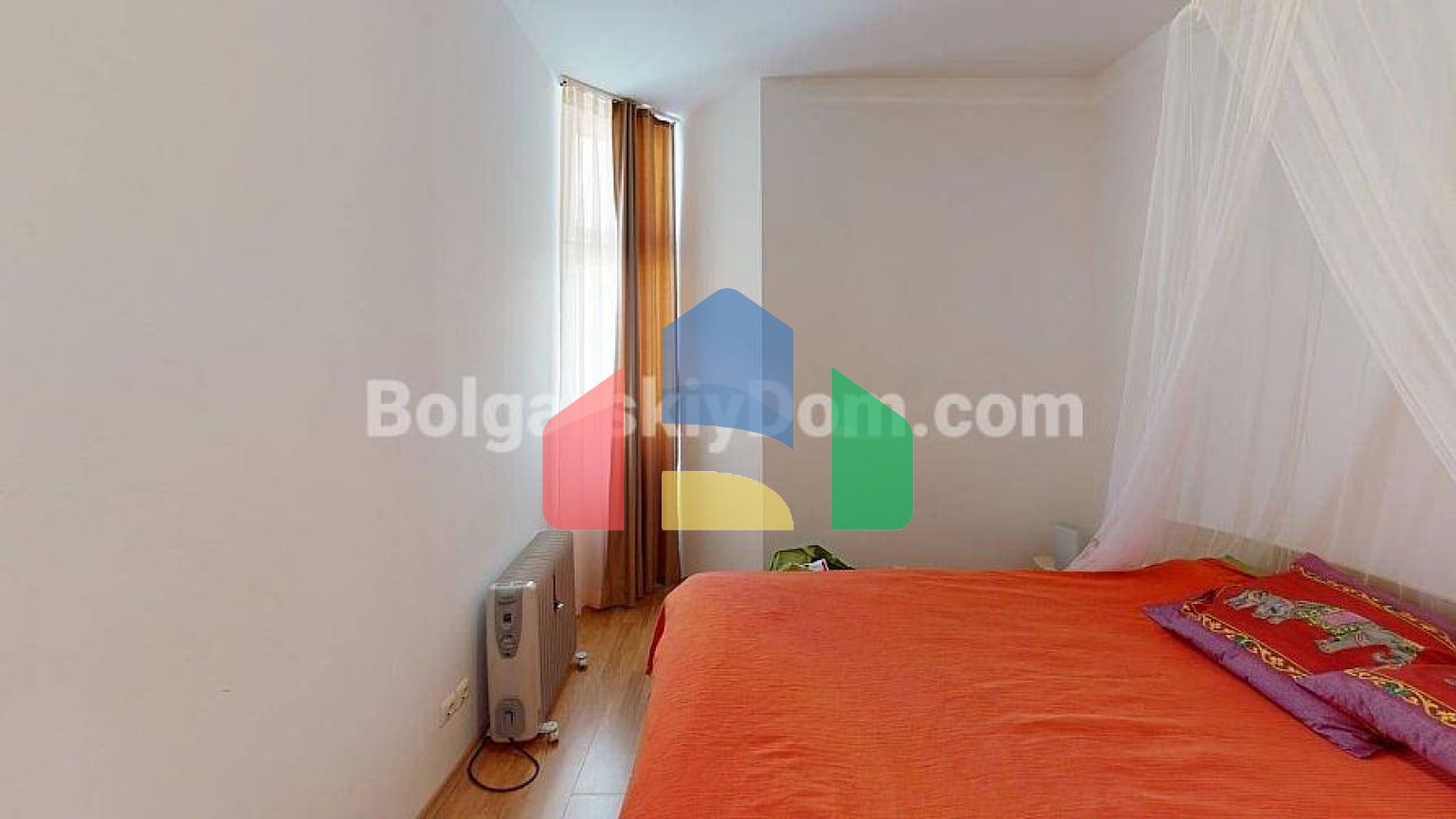 Трикімнатна квартира в Барко Дел Сол