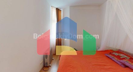 Трикімнатна квартира в Барко Дел Сол