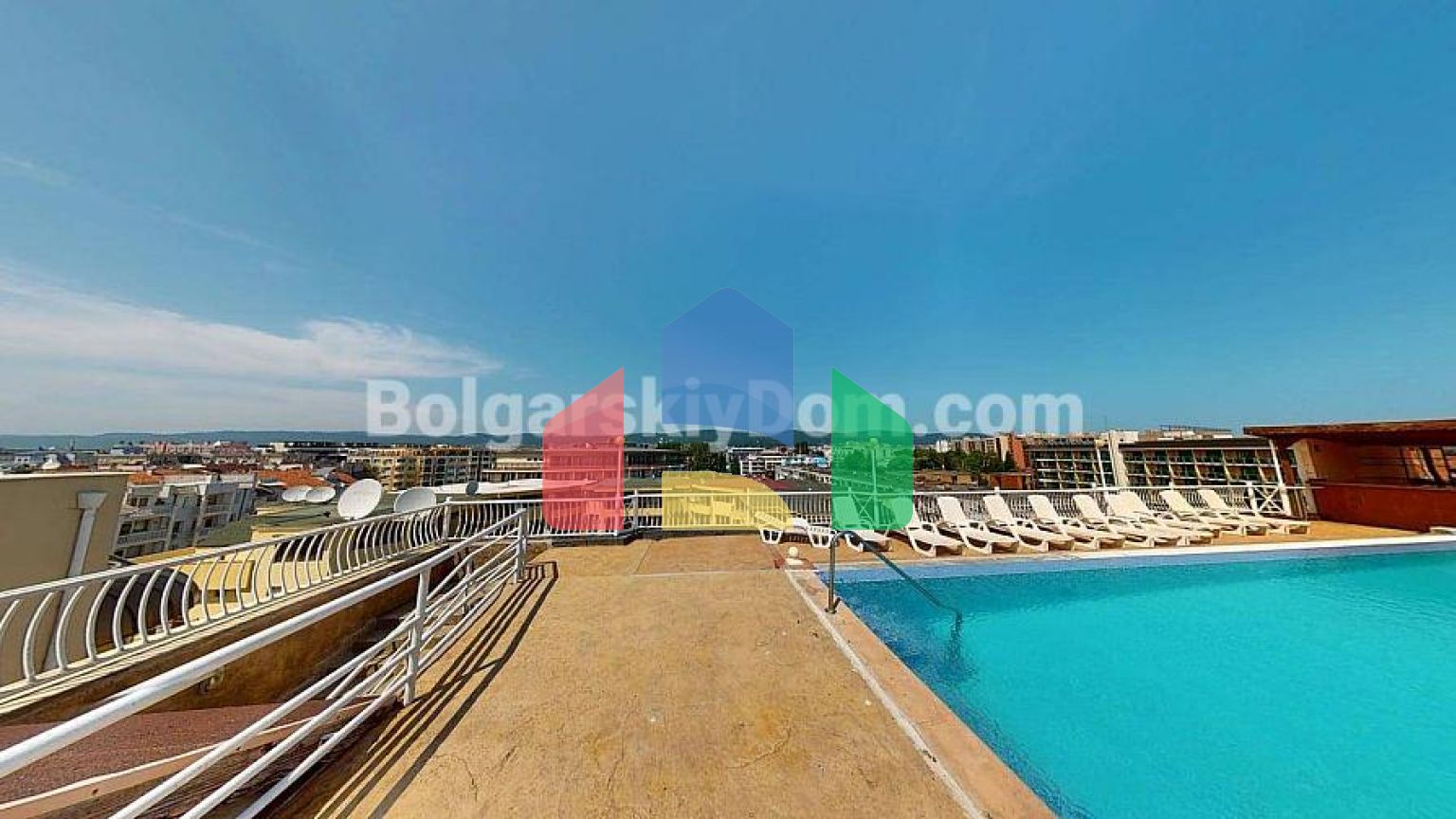 Трикімнатна квартира в Барко Дел Сол