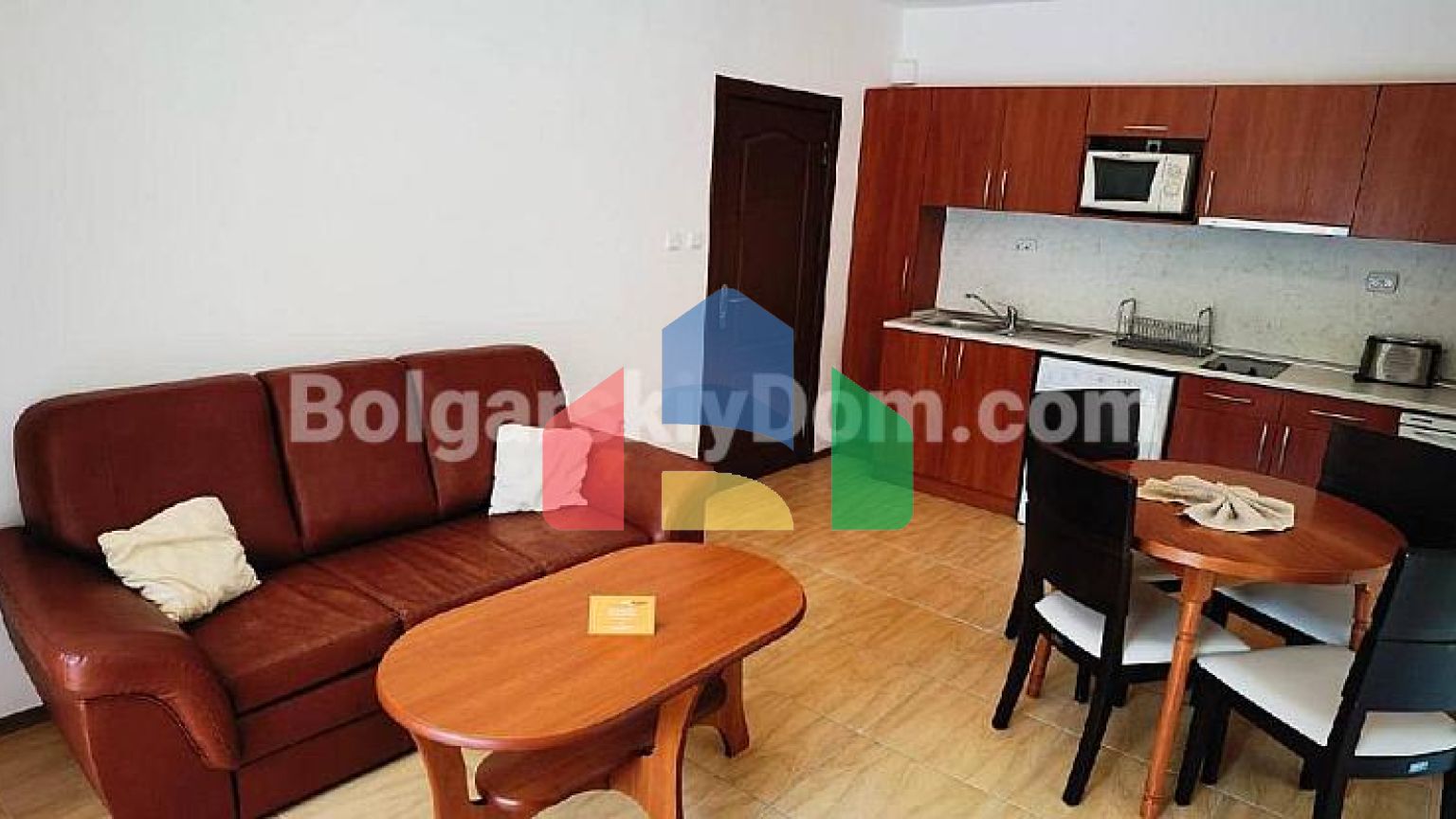 Двокімнатна квартира в Амадеус 1