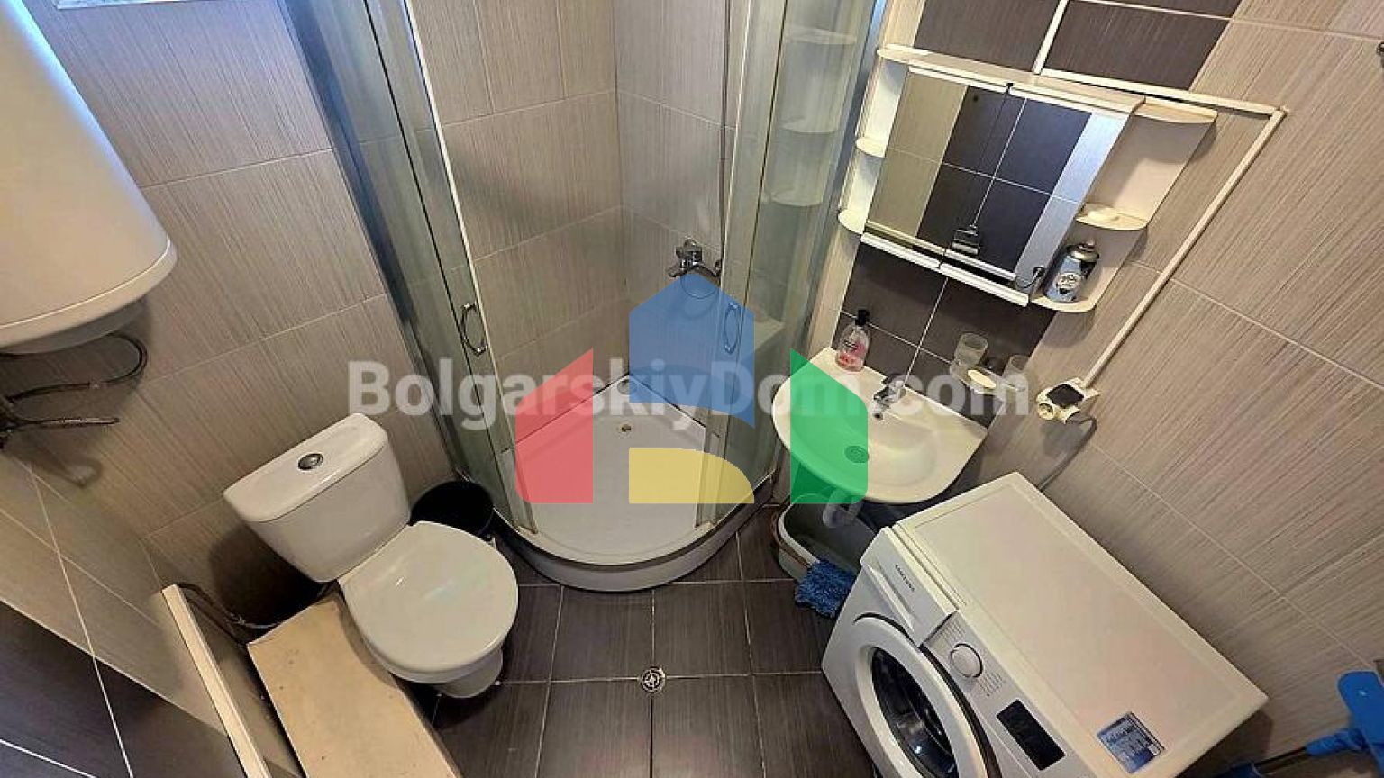 Квартира-студія в Амадеус 19