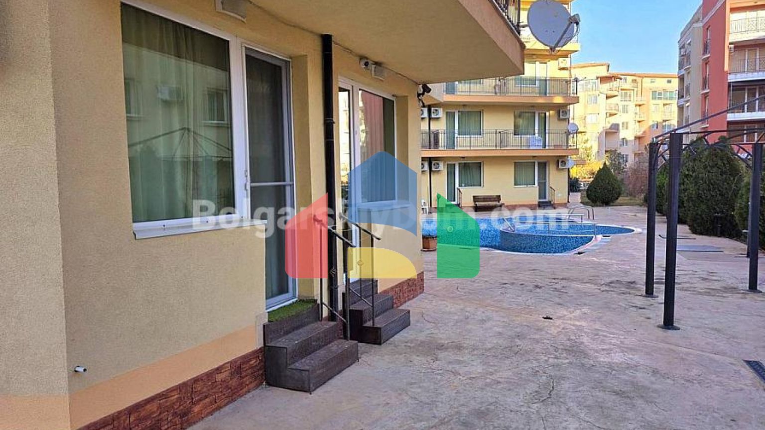 Квартира-студія в Амадеус 19