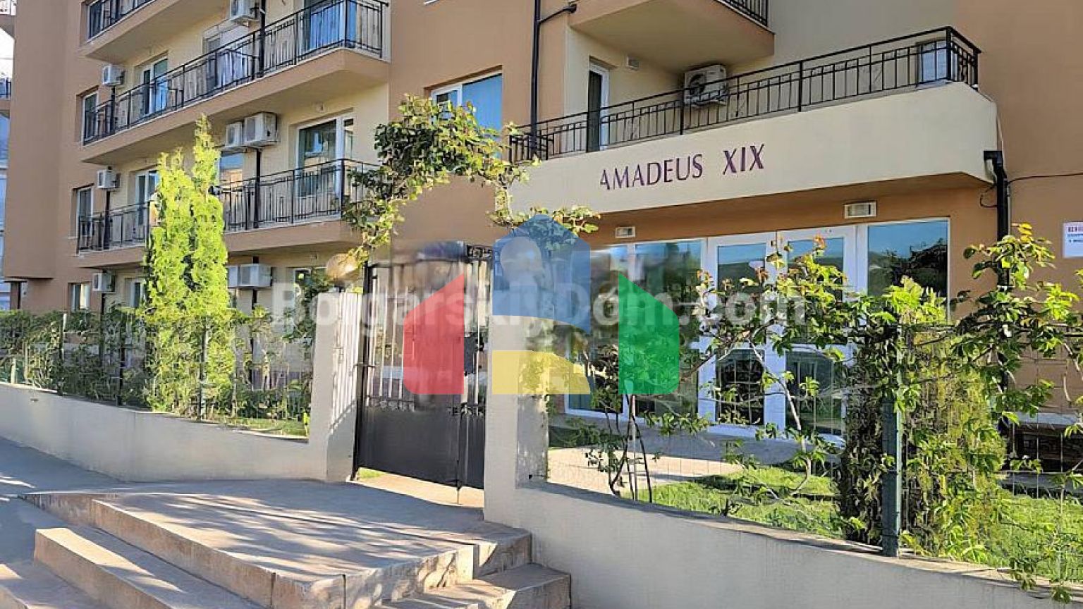 Квартира-студія в Амадеус 19