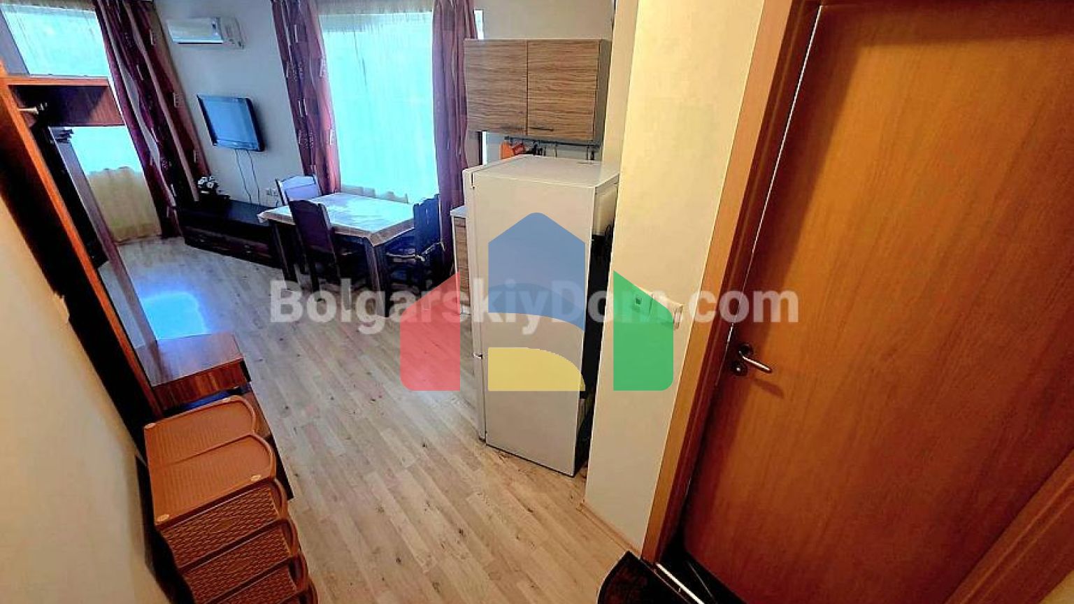 Квартира-студія в Амадеус 19