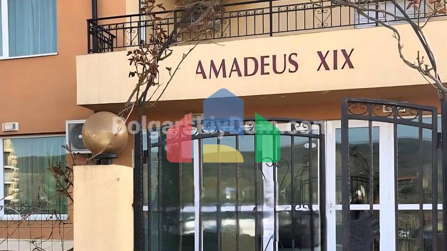 Квартира-студія в Амадеус 19