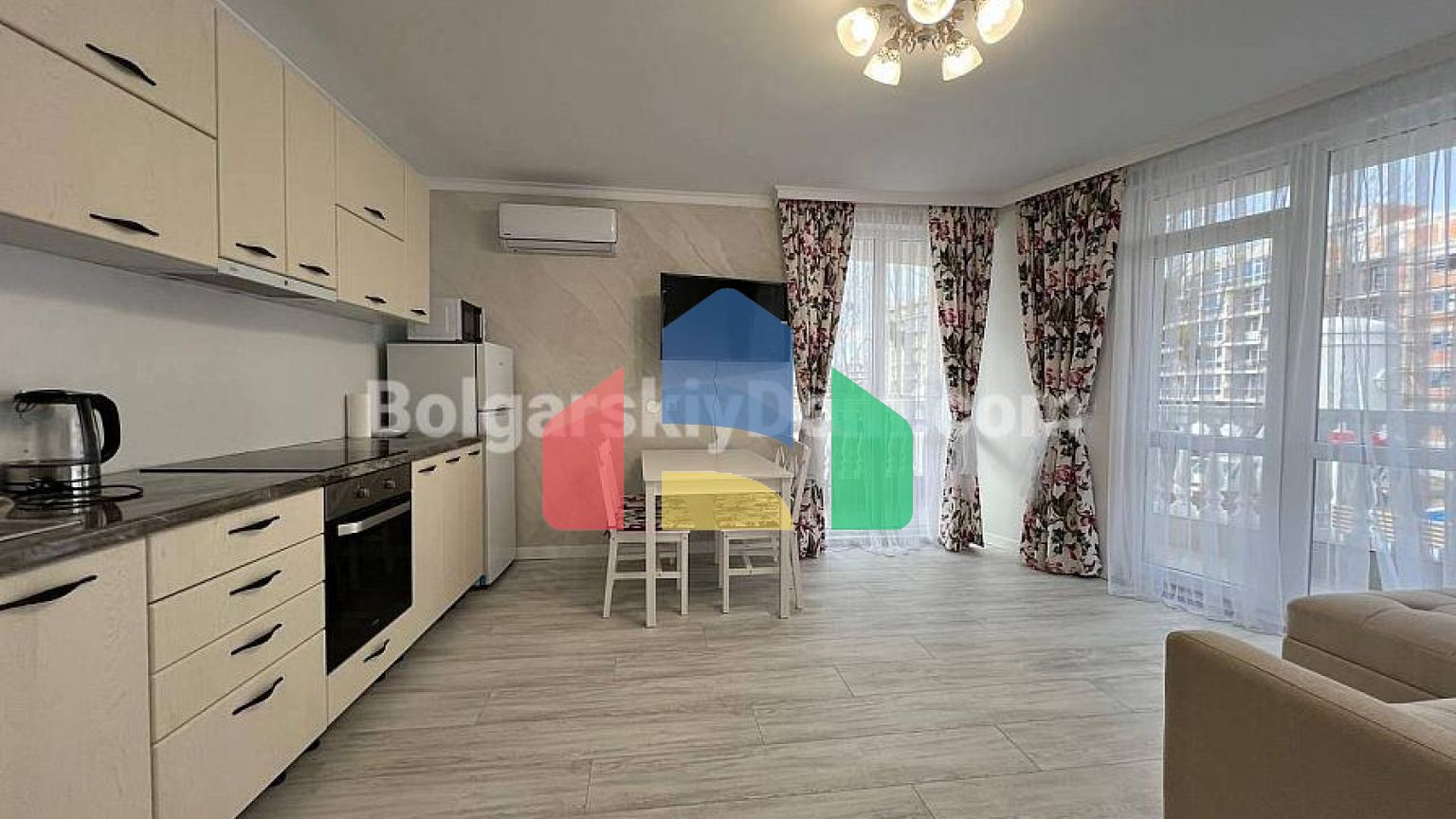 Двокімнатна квартира в Магнолія 7