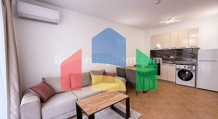 Двокімнатна квартира в Барко справ Сол