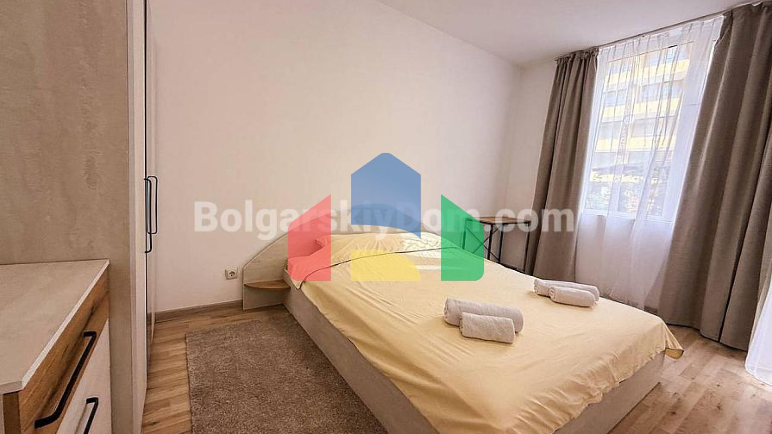 Двокімнатна квартира в Барко справ Сол