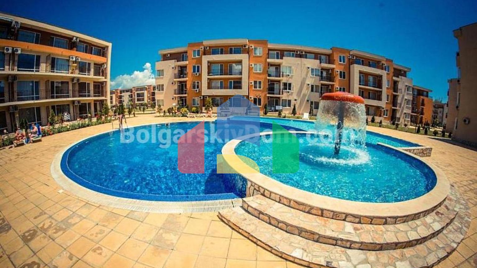 Трикімнатна квартира в Холідей Форт